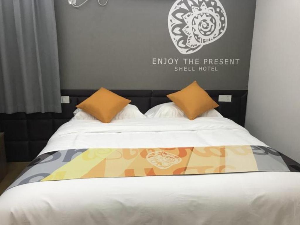 Shell Minhang District Wenjing Road Metro Station Hotel Shanghai