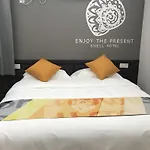Shell Hotel Shanghai Minhang District Wenjing Road Metro Station